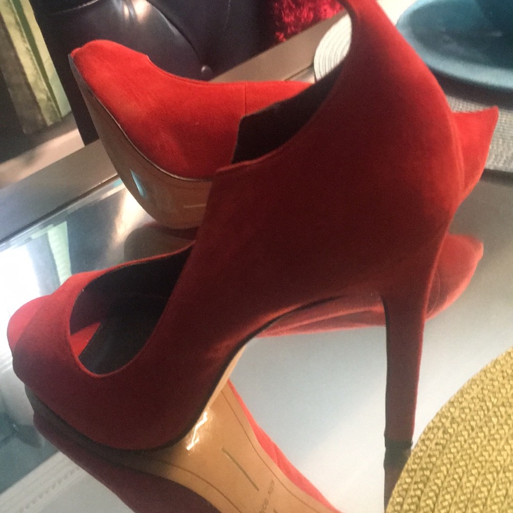 Suede Pump Shoe